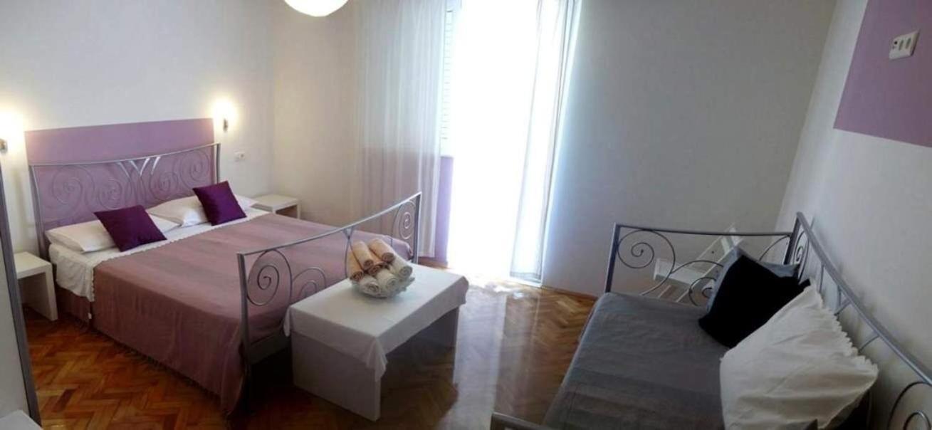 Apartments Jadra - With Parking Примоштен Экстерьер фото