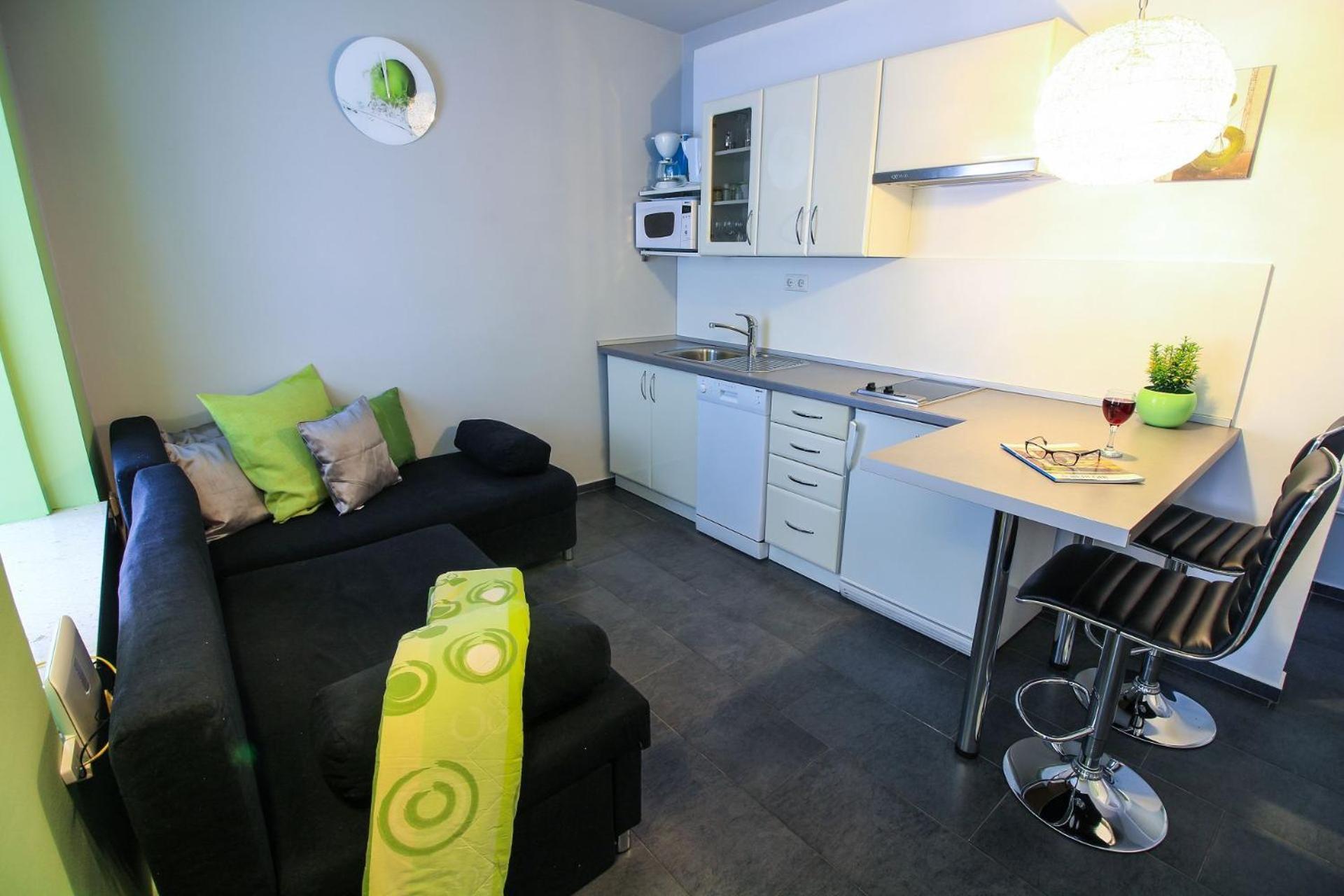 Apartments Jadra - With Parking Примоштен Экстерьер фото
