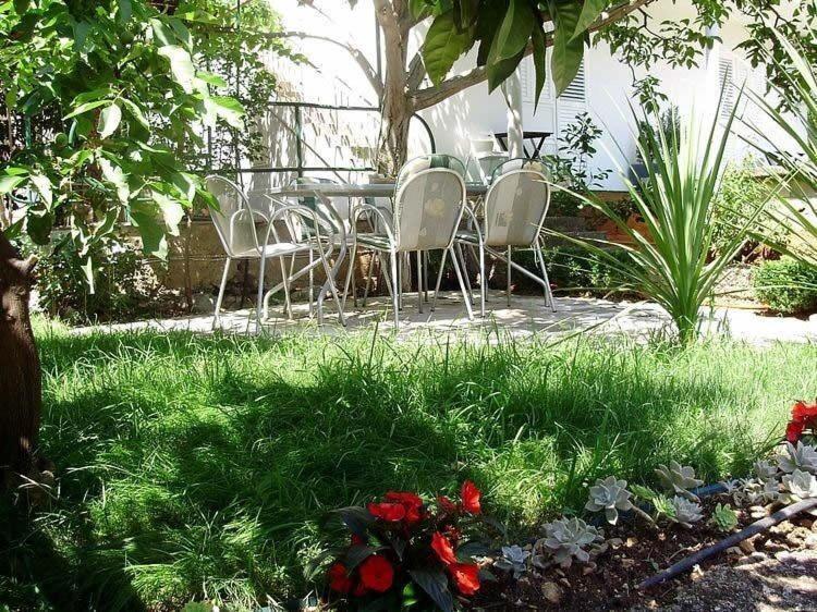 Apartments Jadra - With Parking Примоштен Экстерьер фото